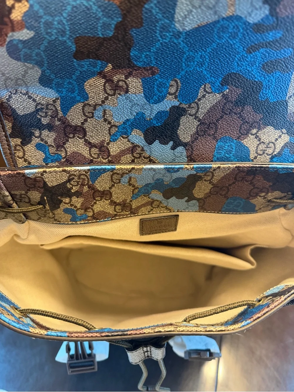 New Authentic Gucci GG Supreme Logo Blue Camo Backpack Tan Size Large